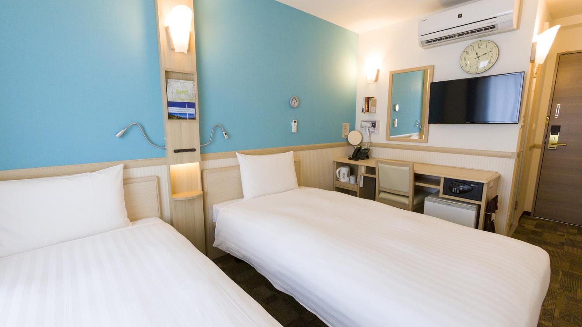 Toyoko Inn Shiki Eki Higashi Guchi Rom bilde